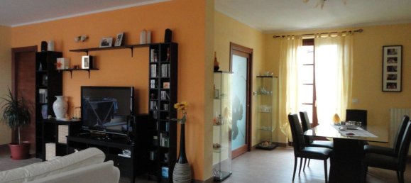 Дом с 5 спальнями в Карманьола, Италия № 345656 8