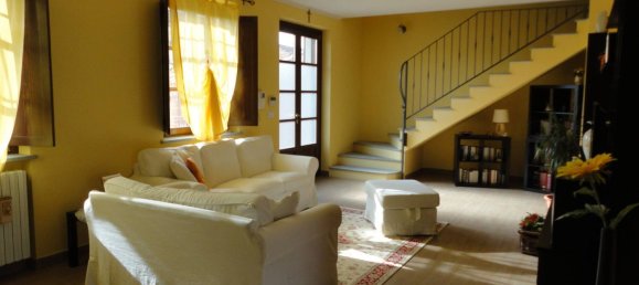 Дом с 5 спальнями в Карманьола, Италия № 345656 2