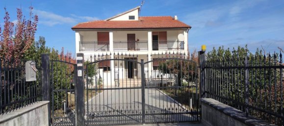 5 bedrooms Villa in Scerni, Italy No. 226218 42