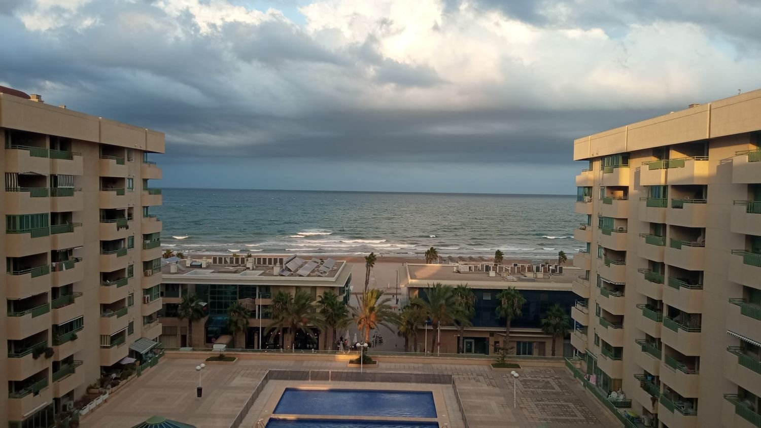 Квартира с 1 спальней в Альборайя, Испания № 28734