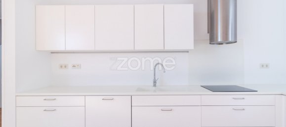 3 bedrooms House in Funchal, Portugal No. 17073 16