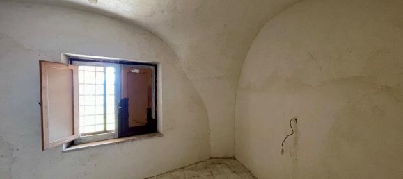 Дом с 3 спальнями в Альвито, Италия № 329317 29