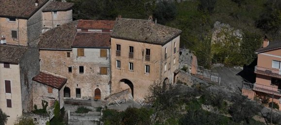 Дом с 3 спальнями в Альвито, Италия № 329317 34