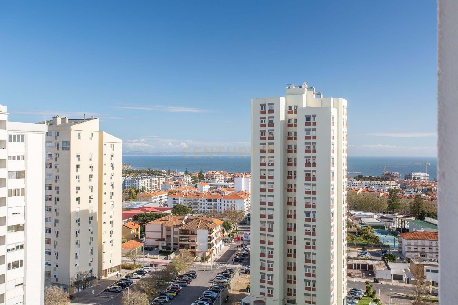 2 bedrooms Apartment in Cascais, Portugal No. 206487
