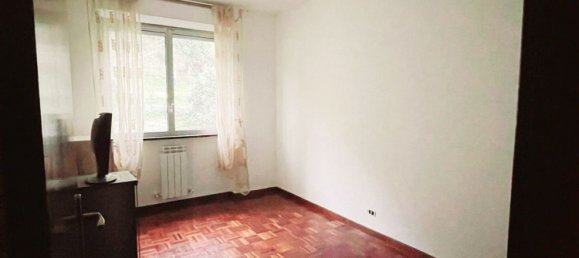 5 rooms Apartment in Genoa, Italy No. 68556 9