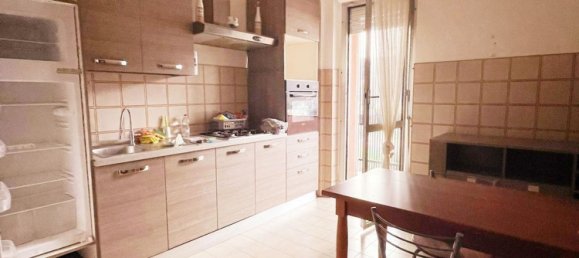 5 rooms Apartment in Genoa, Italy No. 68556 11