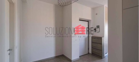 2 bedrooms Apartment in Novara, Italy No. 308828 5