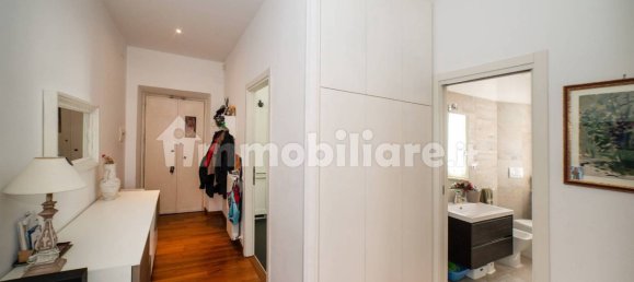2 Schlafzimmer Wohnung in Rome, Italy, Nr. 69323 4