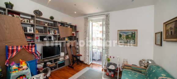 2 Schlafzimmer Wohnung in Rome, Italy, Nr. 69323 8