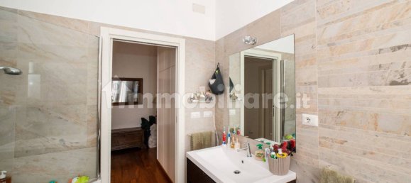 2 Schlafzimmer Wohnung in Rome, Italy, Nr. 69323 13