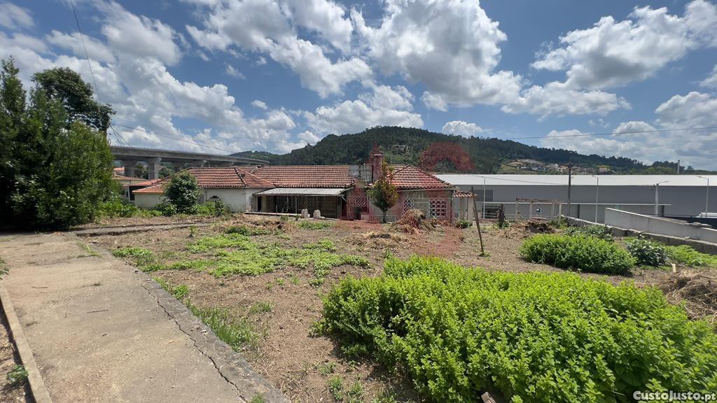 3 chambres Maison à Guimaraes, Portugal No. 11524