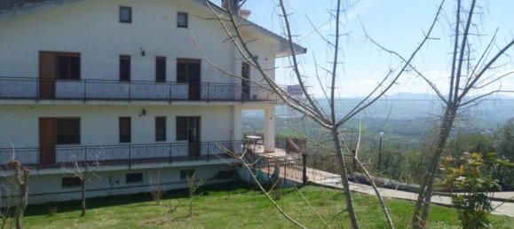 Casa de 18 habitaciónes en Lanciano, Italy No. 131980 31