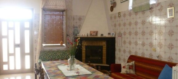 Casa de 18 habitaciónes en Lanciano, Italy No. 131980 15