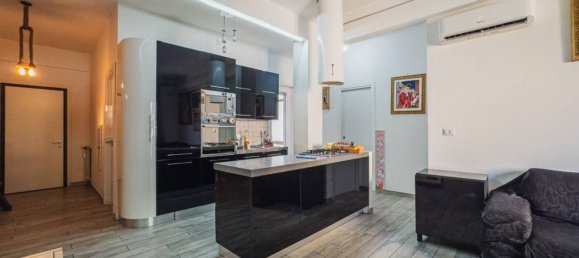 Apartamento de 2 dormitorios en Rome, Italy No. 323606 5