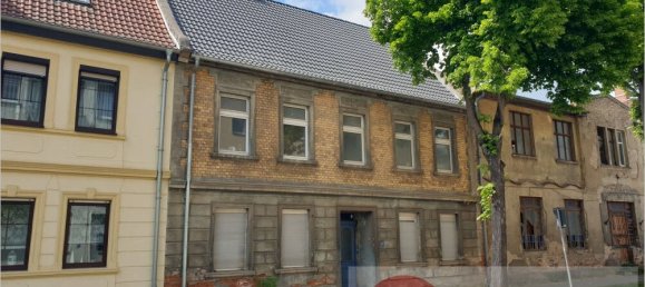9 rooms Townhouse in Salzlandkreis, Germany No. 62500 2