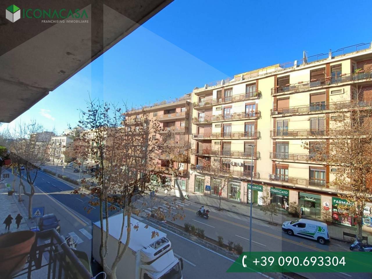 Квартира с 3 спальнями в Мессина, Италия № 21950