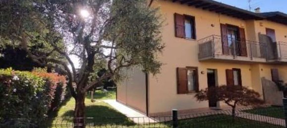 7 rooms House in Brembate di Sopra, Italy No. 5939 8