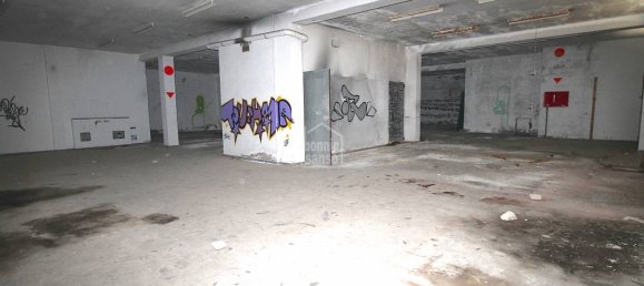 582m² Commercial property in Mahon, Spain No. 2071 2