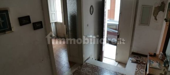 Edificio de 4 habitaciónes en Vittoria, Italy No. 267429 2