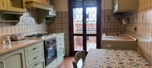 2 Schlafzimmer Wohnung in Rome, Italy, Nr. 60560 8