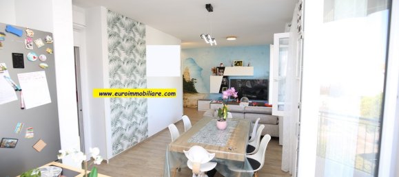 3-salle Appartement à Pineto, Italy No. 295989 4