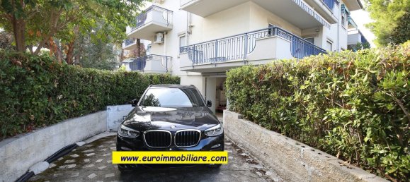 3-salle Appartement à Pineto, Italy No. 295989 25