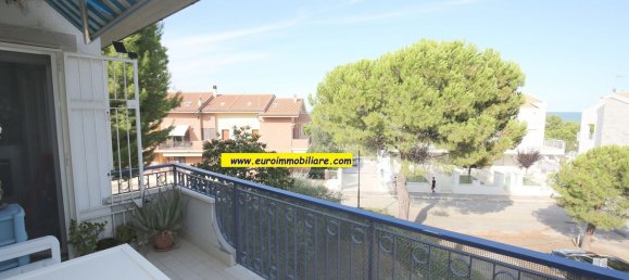 3-salle Appartement à Pineto, Italy No. 295989 6