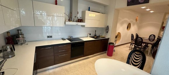 3 bedrooms Apartment in Nasimi, Azerbaijan No. 1380 25