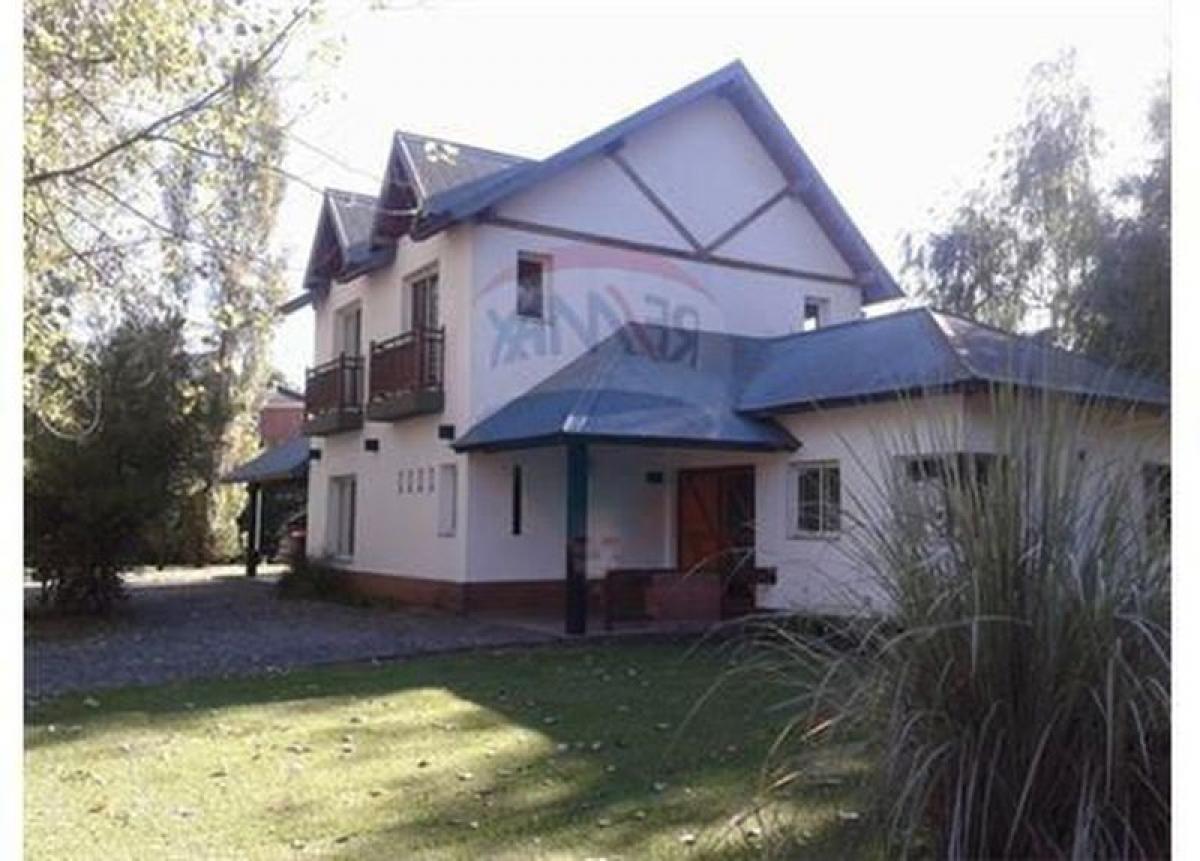 4 bedrooms House in Moreno, Argentina No. 6662