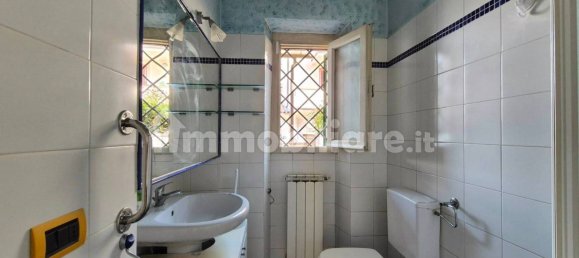 1 bedroom Apartment in Pistoia, Italy No. 348963 8