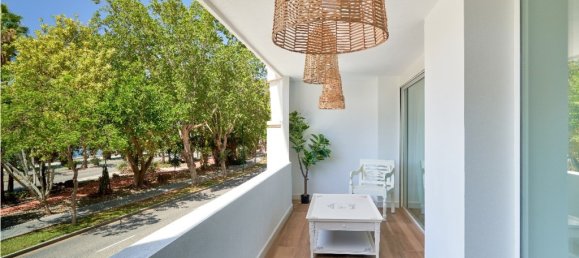 4 Schlafzimmer Wohnung in El Limonar, Spain, Nr. 50291 3