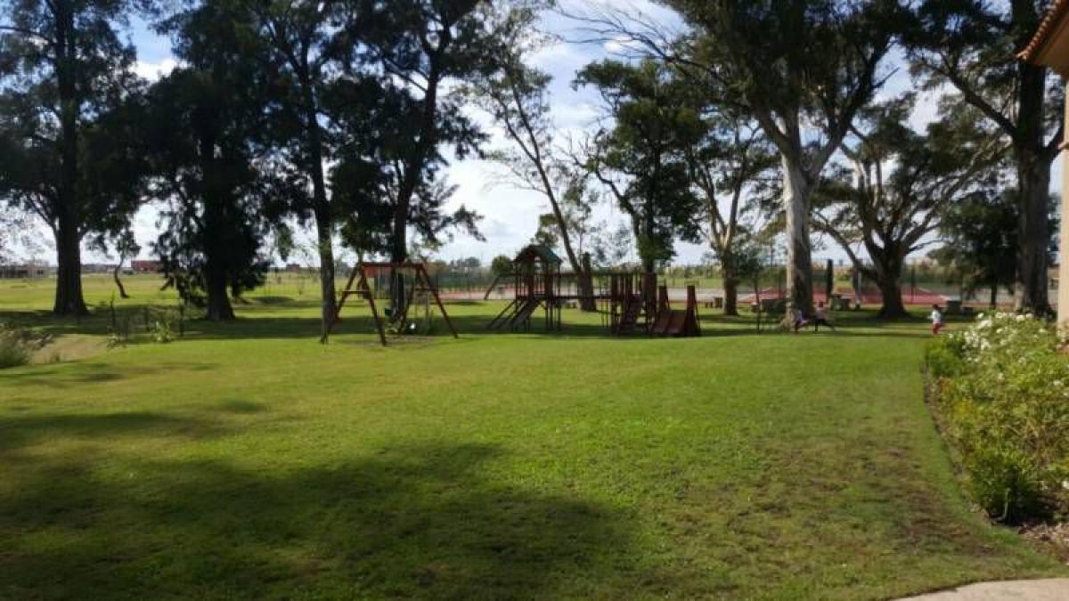  قطعة أرض في San Vicente, Argentina رقم 119018