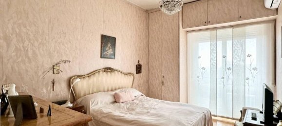 5 rooms Apartment in Turin, Italy No. 136063 15