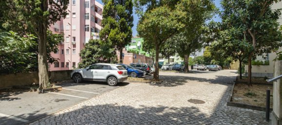 3 bedrooms Apartment in Lisbon, Portugal No. 272739 27