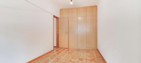 3 bedrooms Apartment in Lisbon, Portugal No. 272739 11