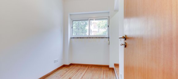 3 bedrooms Apartment in Lisbon, Portugal No. 272739 9