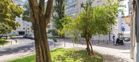 3 bedrooms Apartment in Lisbon, Portugal No. 272739 24