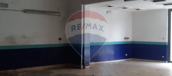 2-Zimmer Gewerbliche Immobilie in Caltanissetta, Italy, Nr. 84376 6