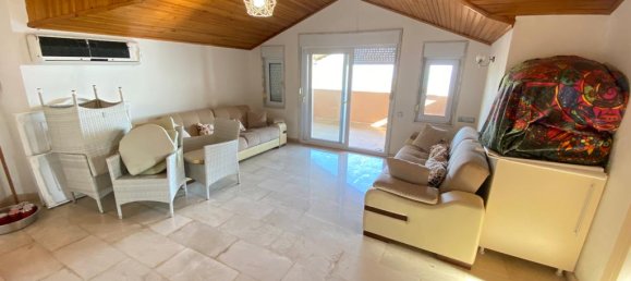 Villa 4+1 in Tepe, Turkey No. 8607 8