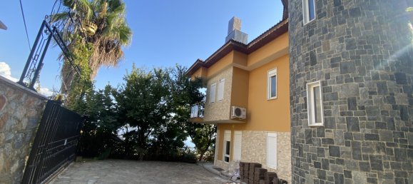 Villa 4+1 in Tepe, Turkey No. 8607 15