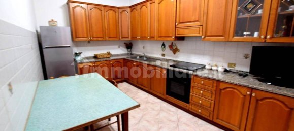 2 bedrooms Apartment in Livorno, Italy No. 151890 4