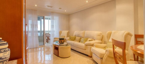Apartamento de 3 dormitorios en Torrevieja, Spain No. 183321 4