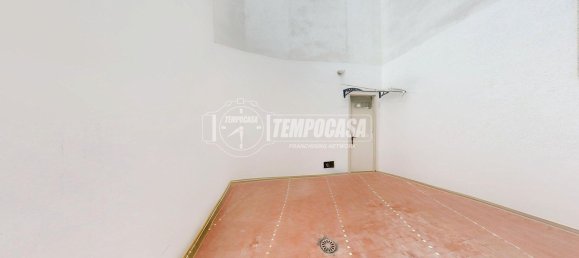 3 rooms Apartment in Lecce, Italy No. 279536 26