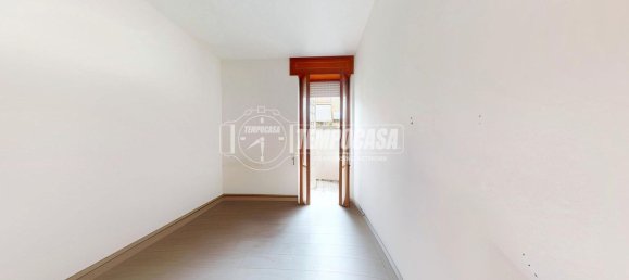 3 rooms Apartment in Lecce, Italy No. 279536 13