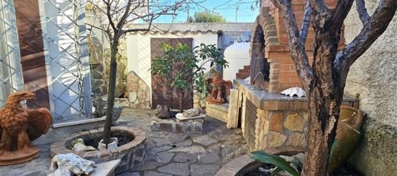 Квартира с 5 комнатами в Ардеа, Италия № 46846 3