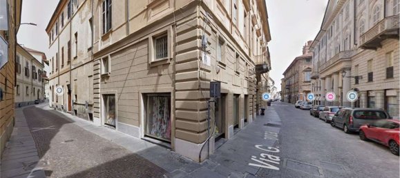 230m² Commercial property in Casale Monferrato, Italy No. 211321 8