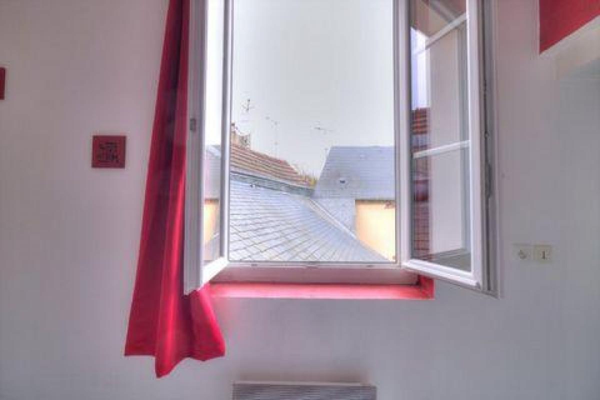 Estudio en Houdan, France No. 12602