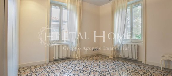 Квартира с 3 спальнями в Бергамо, Италия № 364766 3