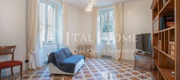 Квартира с 3 спальнями в Бергамо, Италия № 364766 9