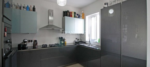 2 غرف نوم بانتهاوس في Swieqi, Malta رقم 2117 2